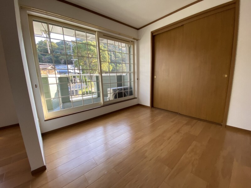 ブルーマウンテンⅢの物件内観写真