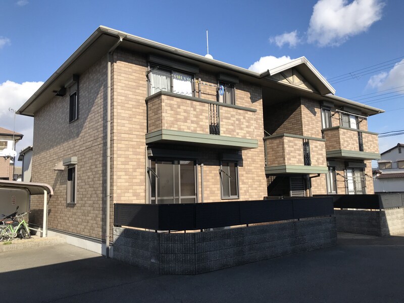 セリーヌヴィレッジＡ棟の物件外観写真