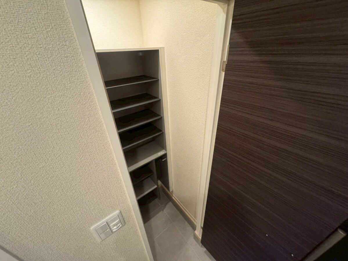 プレミアス三左衛門の物件内観写真