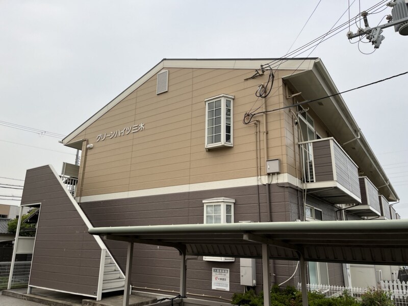 グリーンハイツ三木の物件外観写真