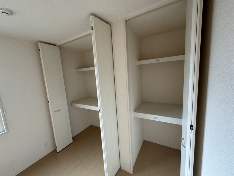 ヴィラ　フォレスティアの物件内観写真