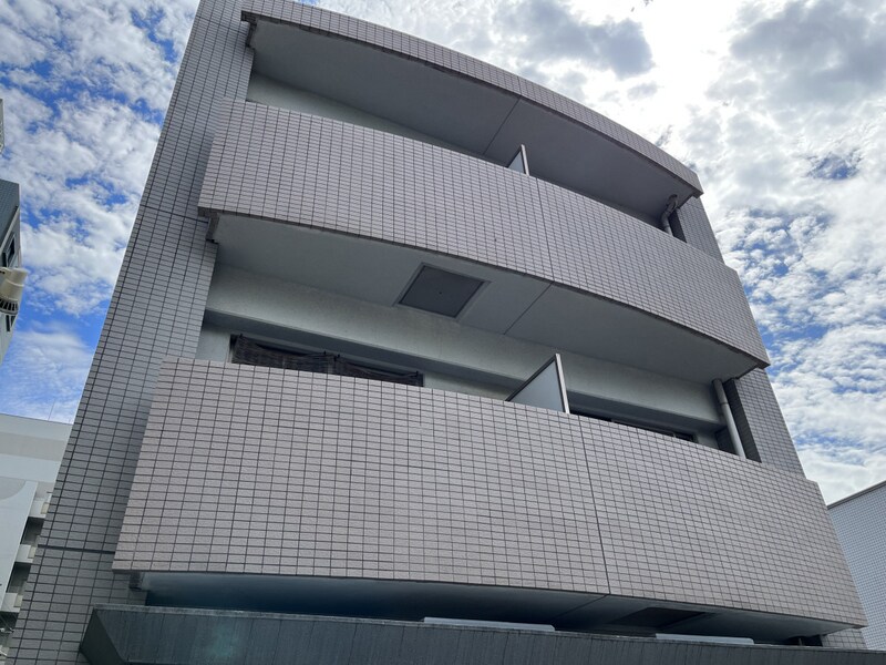 アルジャントゥールの物件外観写真