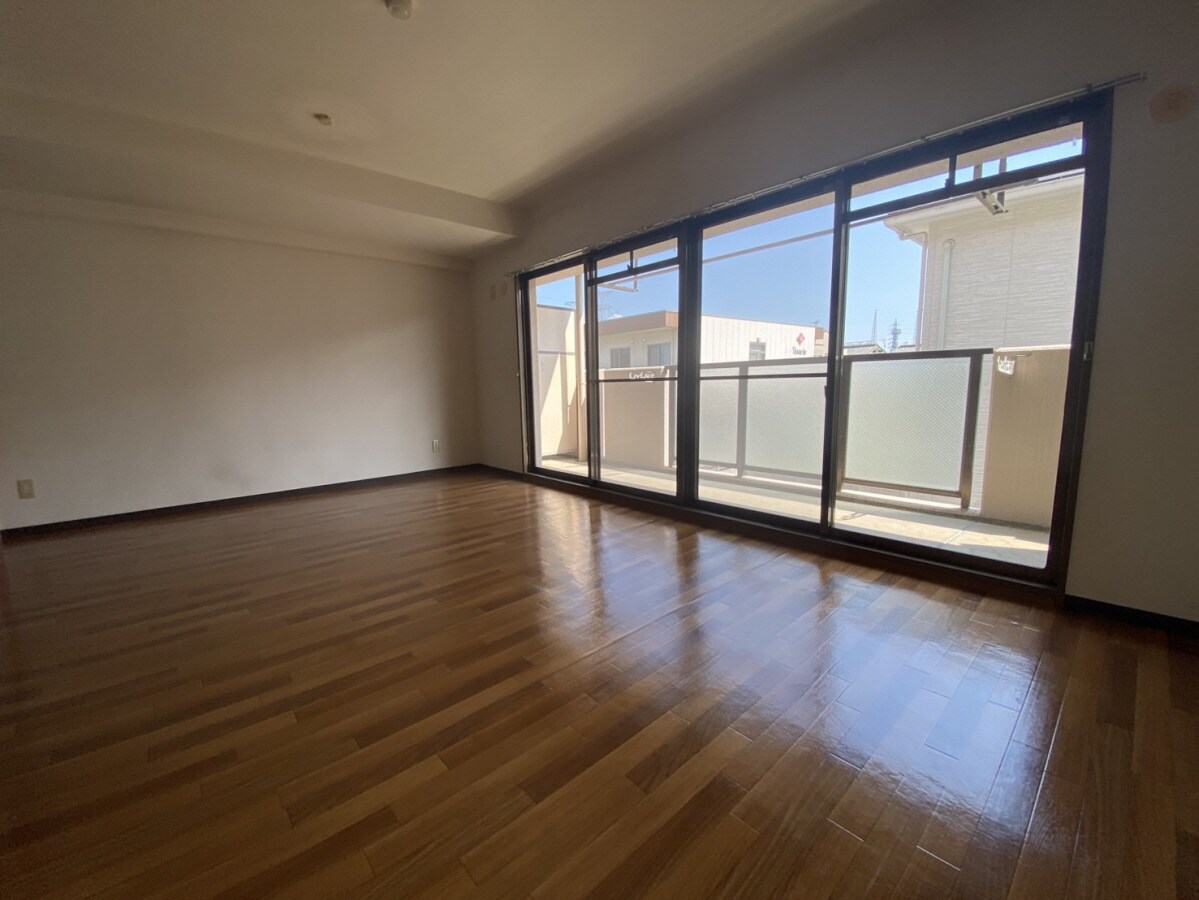 ヴィラ・プリマベーラの物件内観写真