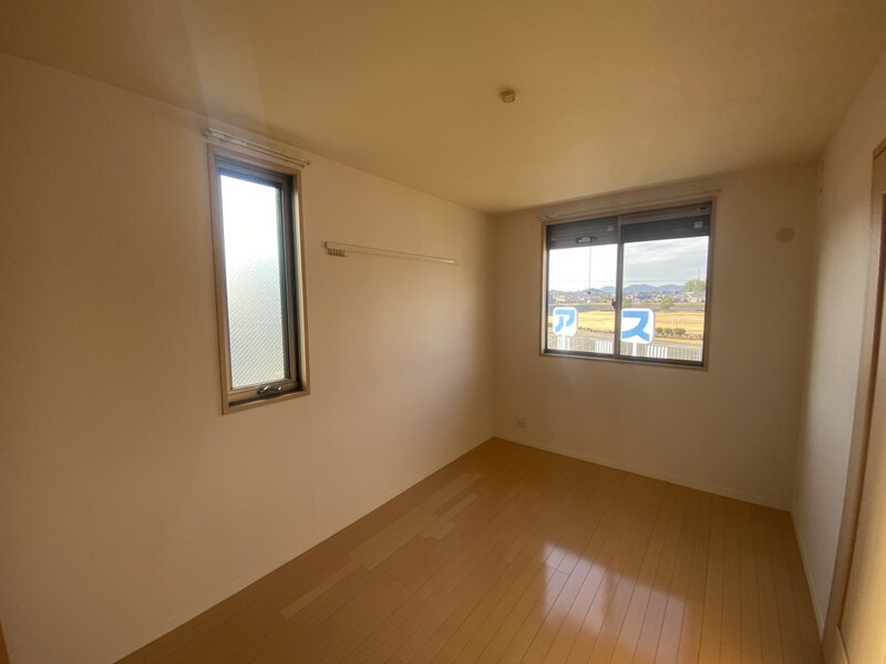 レジデンスコート加西B棟の物件内観写真