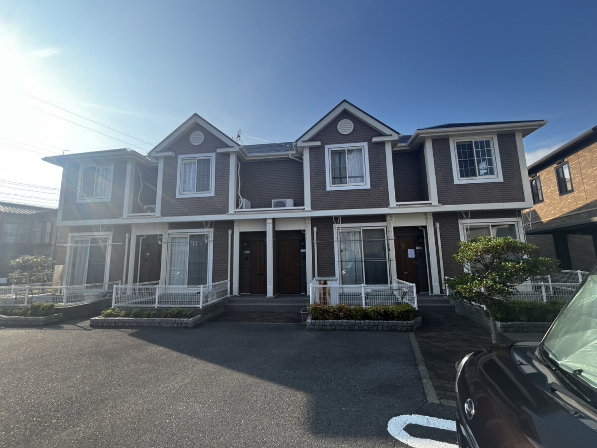 メゾンレリアの物件外観写真