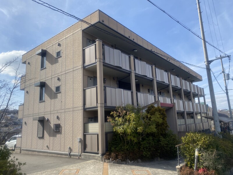 パークハイム参番館　B棟の物件外観写真