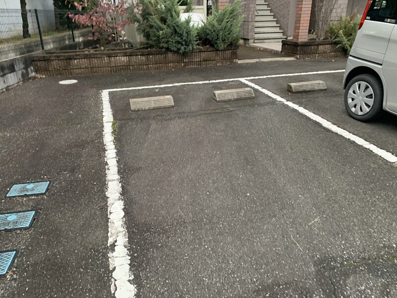 フォレストハウスの物件外観写真