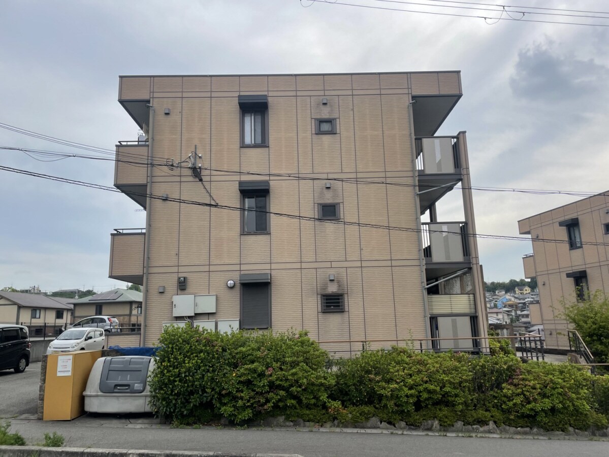 広野ゴルフ場前駅 徒歩15分 2階の物件外観写真