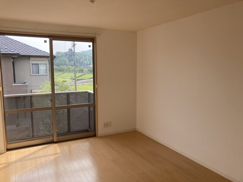 レジデンスコート加西Ｂ棟の物件内観写真