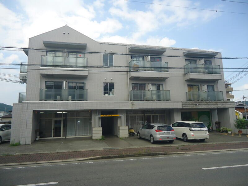 エスポワール加西の物件外観写真