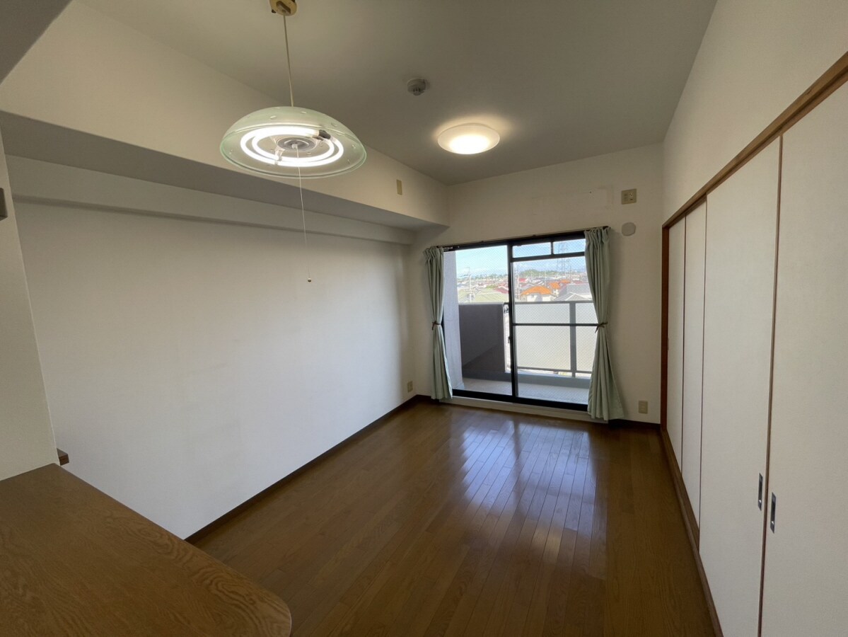 プレステージ加古川Ⅳの物件内観写真