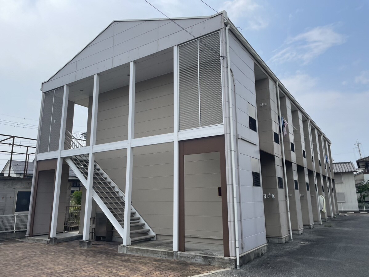 佐保の物件外観写真