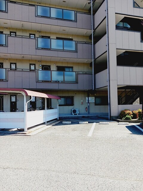 ハイツ山手の物件外観写真