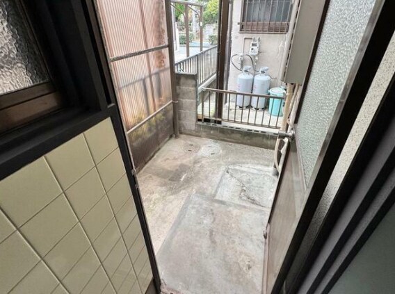 高砂市百合丘貸家の物件内観写真