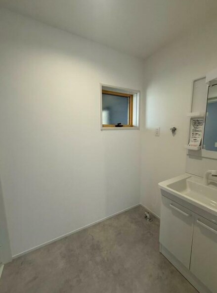 西脇戸建の物件内観写真