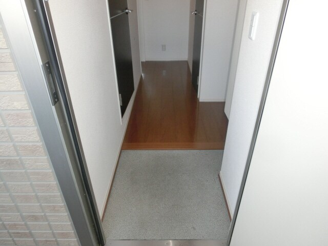 ウィステリアコートの物件内観写真