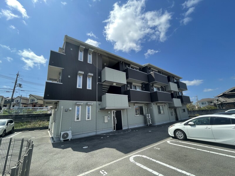 アトール恵比須の物件外観写真