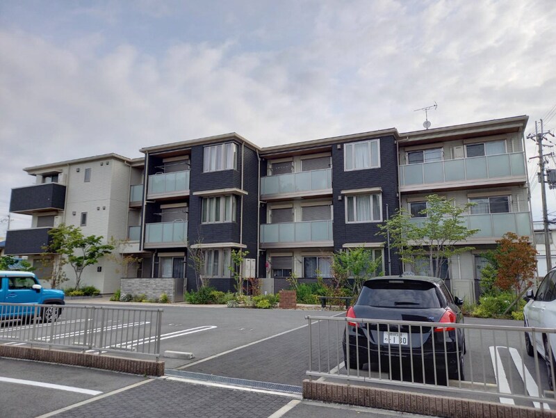 リメインらかんN棟の物件外観写真