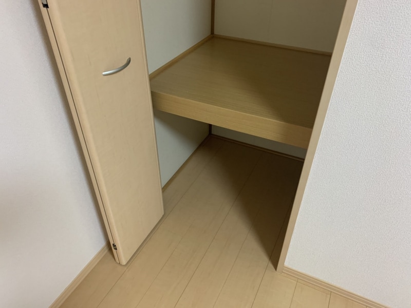 リビングタウン古坂弐番館の物件内観写真