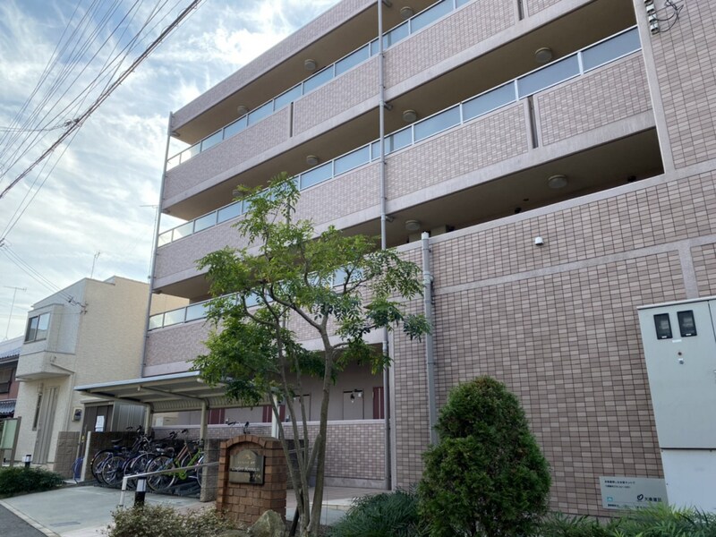 コンフォート本町の物件外観写真