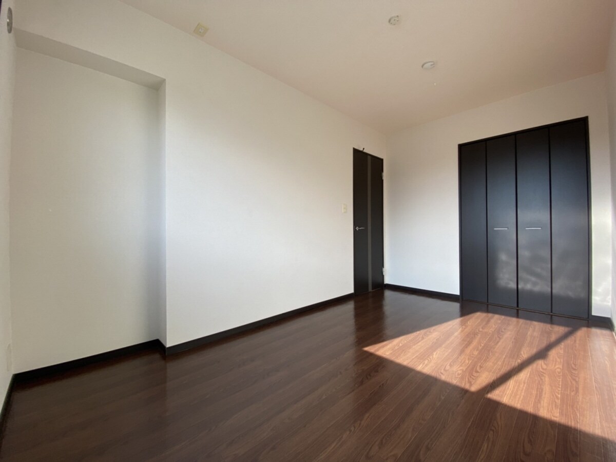 アイエスパレス・イーストの物件内観写真