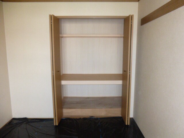 トゥー・ル・モンドＳ　Bの物件内観写真