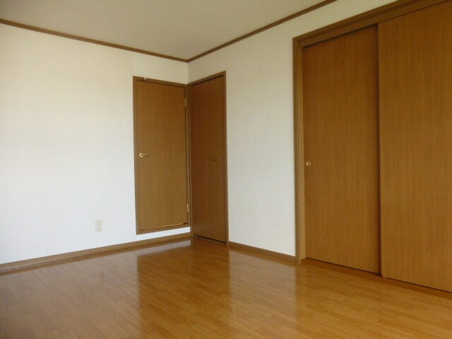 トゥー・ル・モンドＳ　Bの物件内観写真