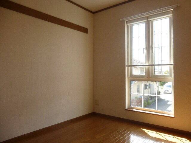 トゥー・ル・モンドＳ　Bの物件内観写真