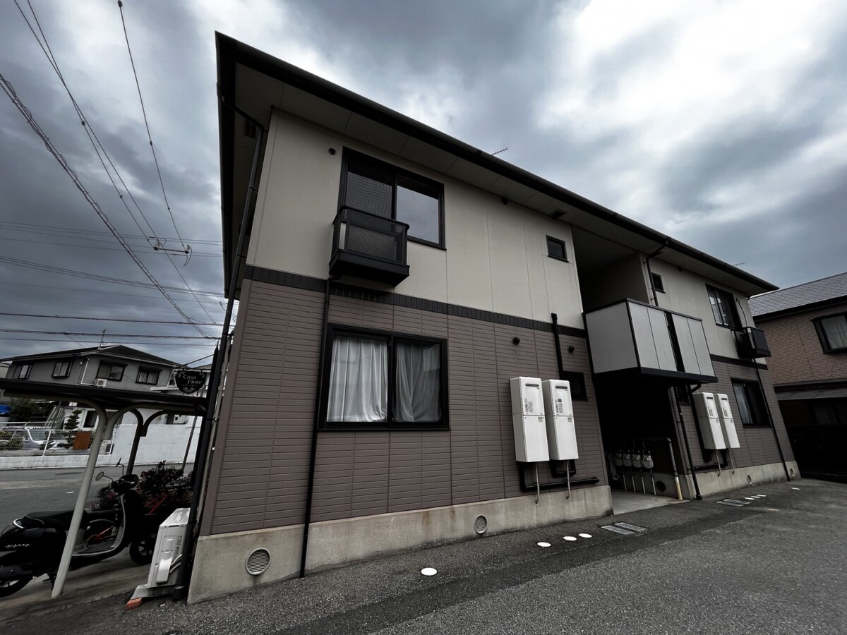 カーサフィオーレＡ棟の物件外観写真