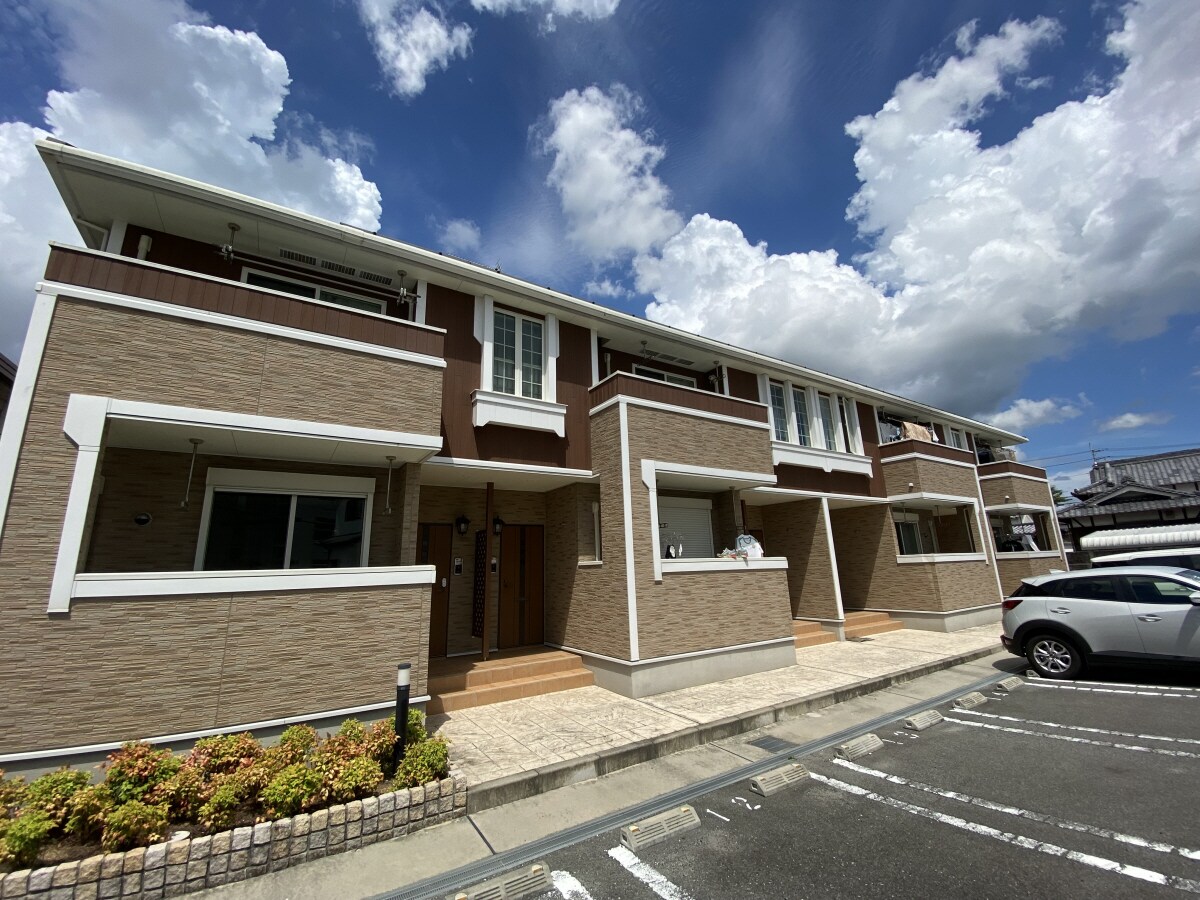 滝野リバティグレイスＡの物件外観写真