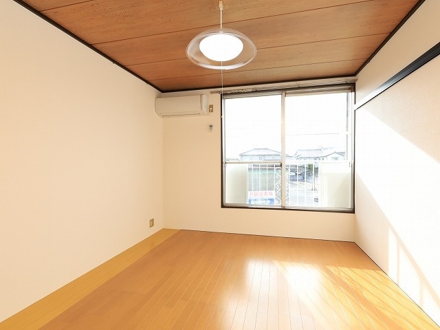 イトウハイツ　の物件内観写真