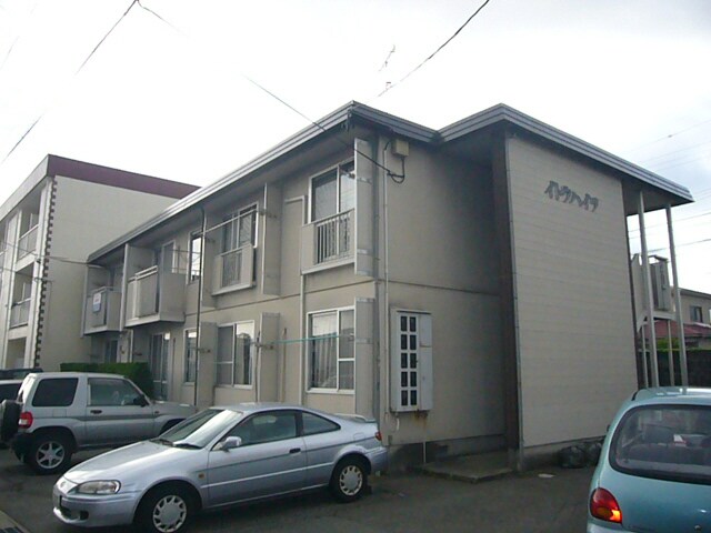 イトウハイツ　の物件外観写真