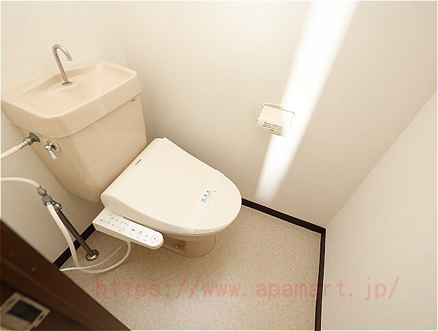 リバーサイド小島の物件内観写真