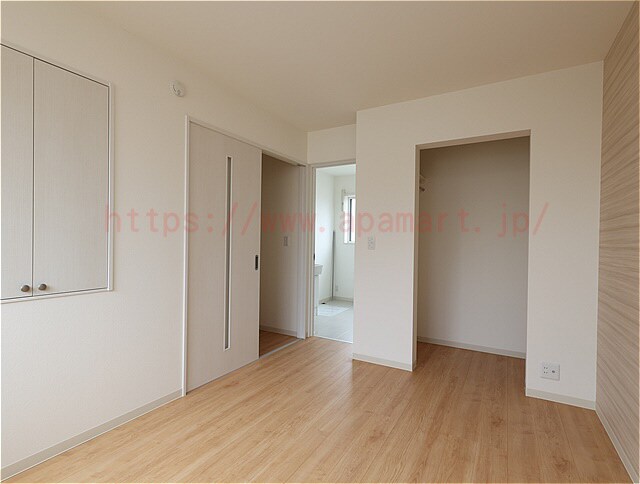 フォレストコートの物件内観写真