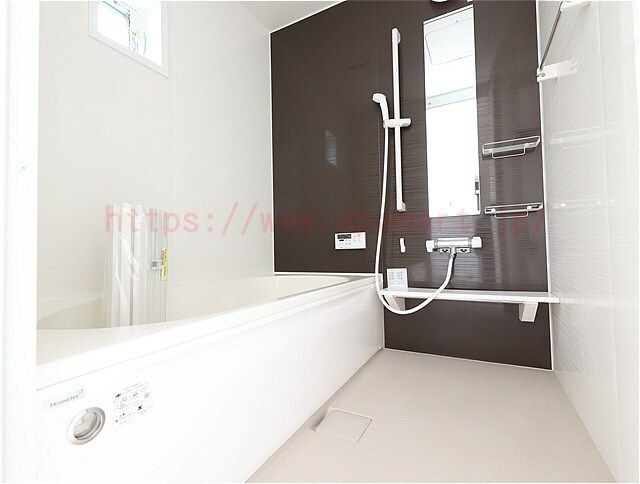 フォレストコートの物件内観写真