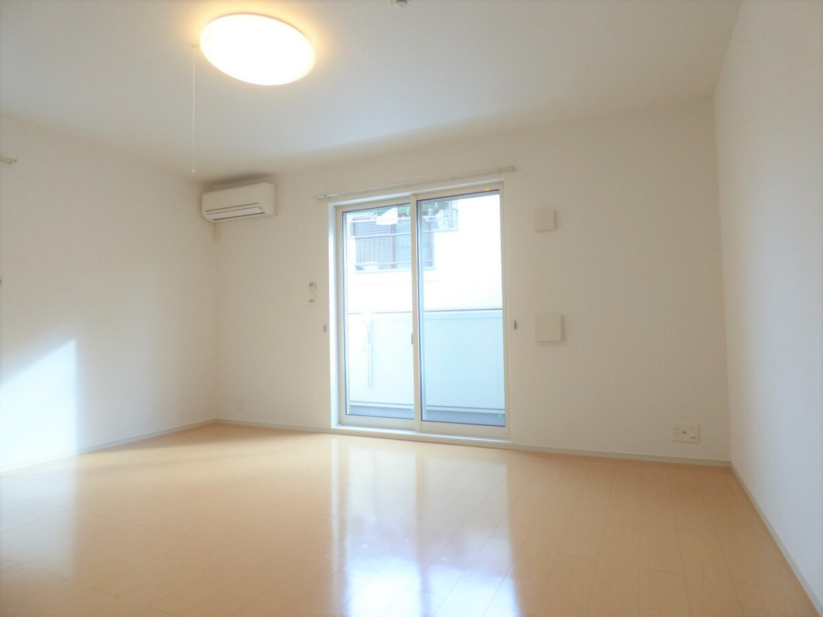 サニー離宮前の物件内観写真