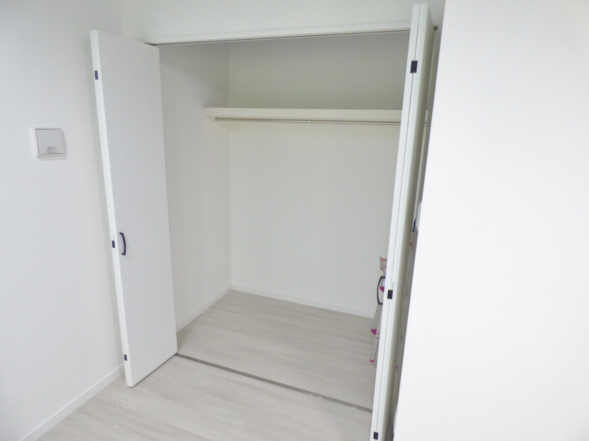 エヌエムサンカンテキャトフＥ棟の物件内観写真