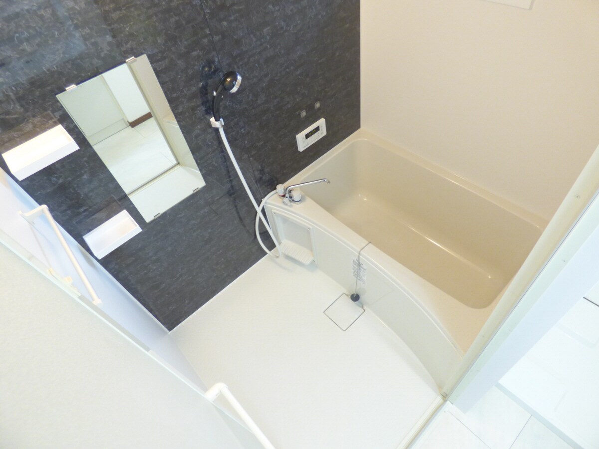 ＥＲコート堀池町の物件内観写真