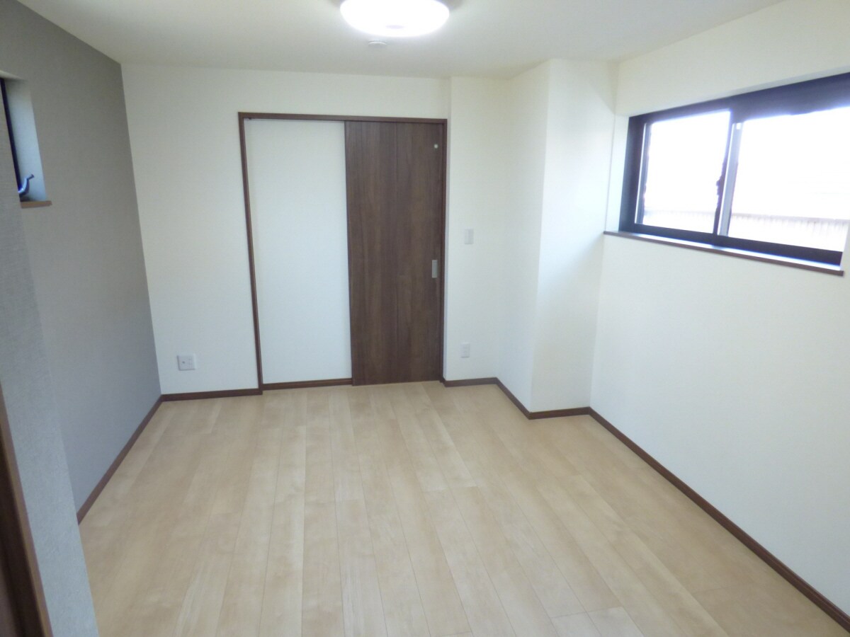 ＥＲコート堀池町の物件内観写真