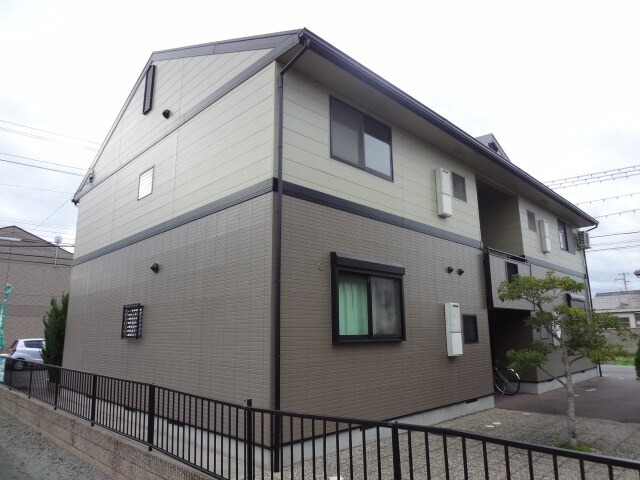 エスポワールイダ弐番館の物件外観写真