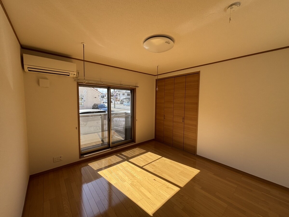 エトランス小松町Bの物件内観写真