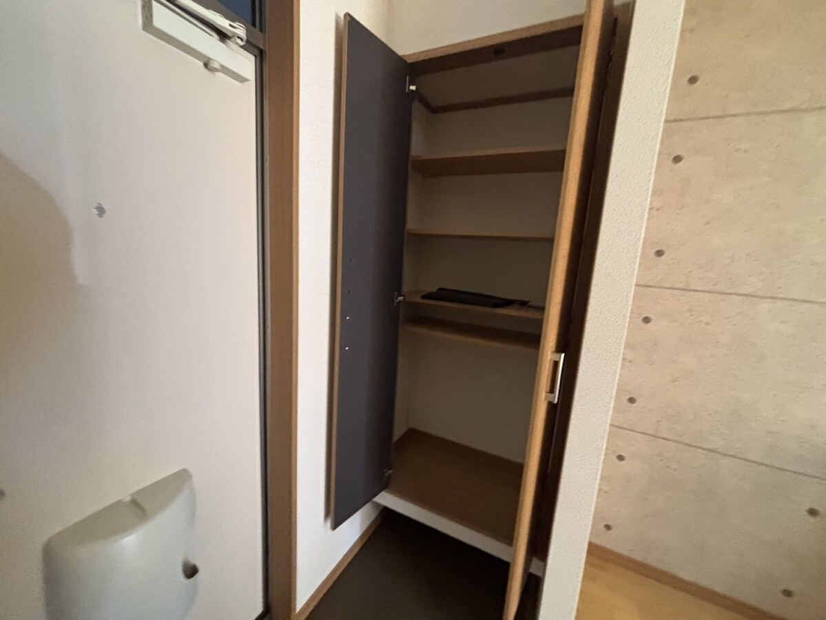 エトランス小松町Bの物件内観写真