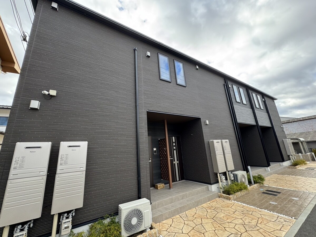 コンフォースHISAGOの物件外観写真