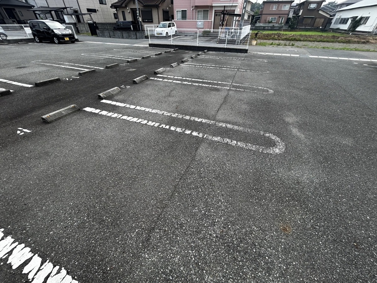 フォルストⅠの物件外観写真