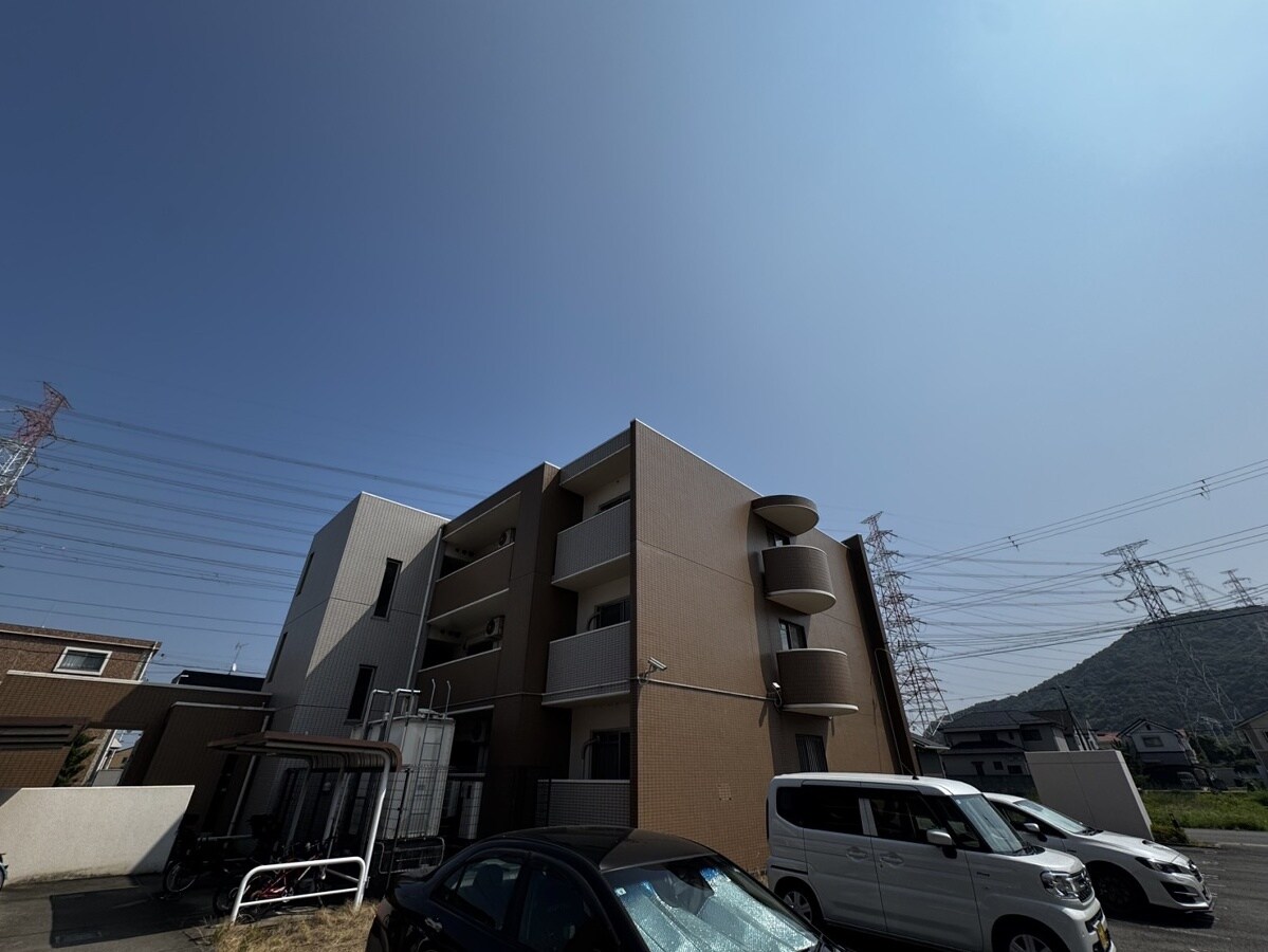 ボヌールエトワール２番館の物件外観写真