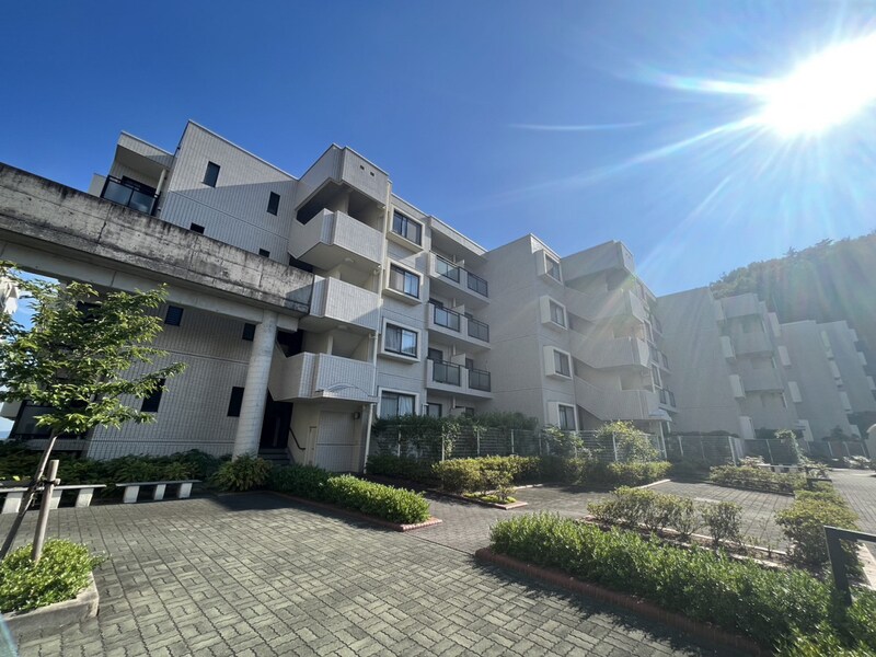 藤和ライブタウン新在家　3番館の物件外観写真