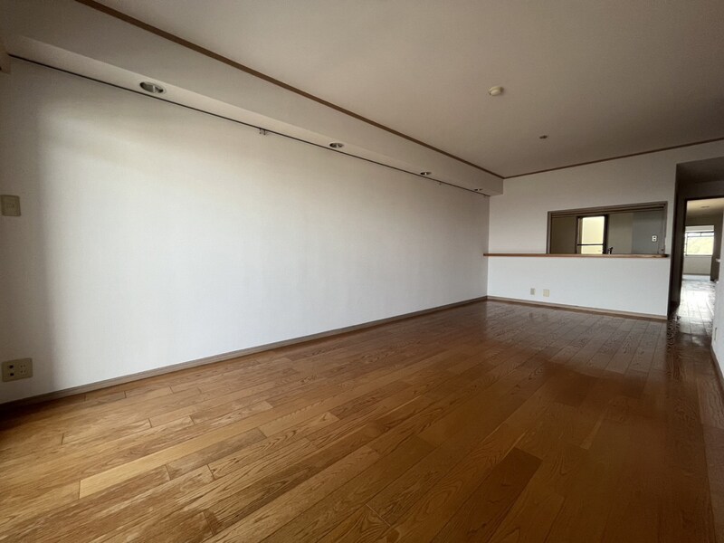 藤和ライブタウン新在家　3番館の物件内観写真