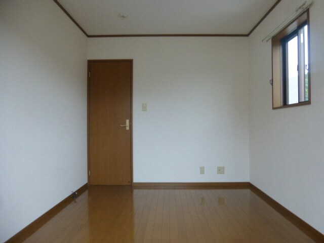 御立パレスの物件内観写真