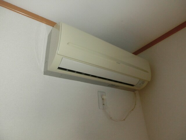 ヴィラ・ポポラーレⅠの物件内観写真