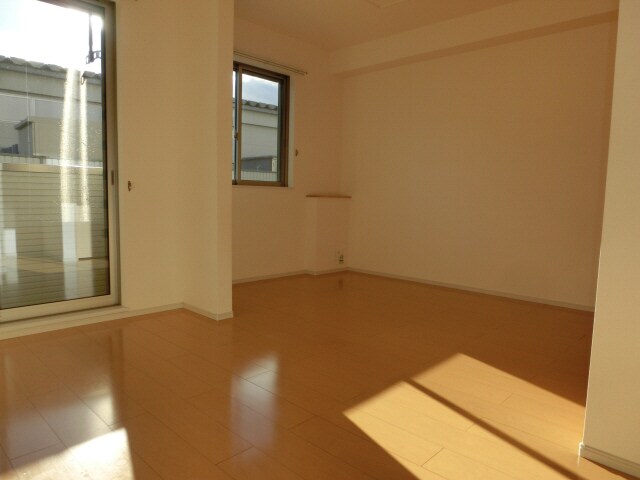 カルムメゾンⅠの物件内観写真